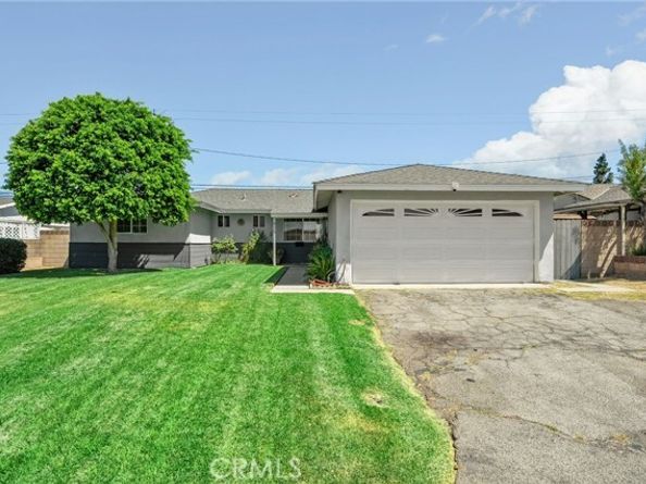 435 E Nubia, Covina CA 91722