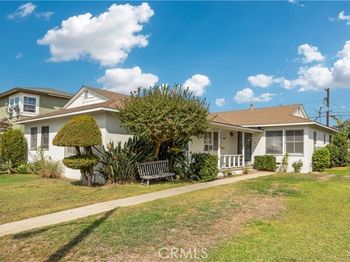 413 W Riggin