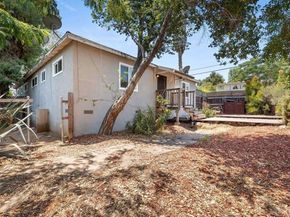 406 S Grape St, Escondido CA 92025