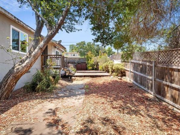 406 S Grape St, Escondido CA 92025