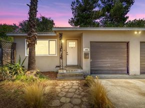 406 S Grape St, Escondido CA 92025