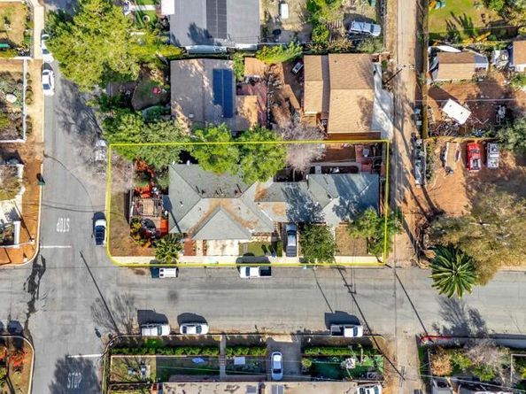 406 S Grape St, Escondido CA 92025