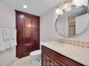 512 Esplanade 303, Redondo Beach CA 90277