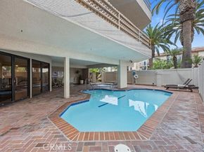 512 Esplanade 303, Redondo Beach CA 90277