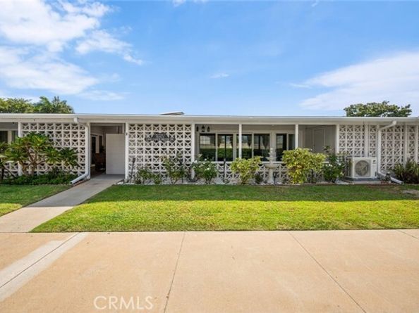 13840 Canoe Brook Drive 6D, Seal Beach CA 90740