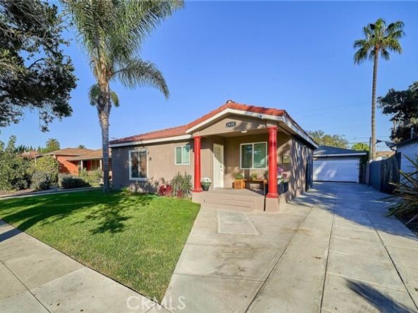 2420 Maine, Long Beach CA 90806