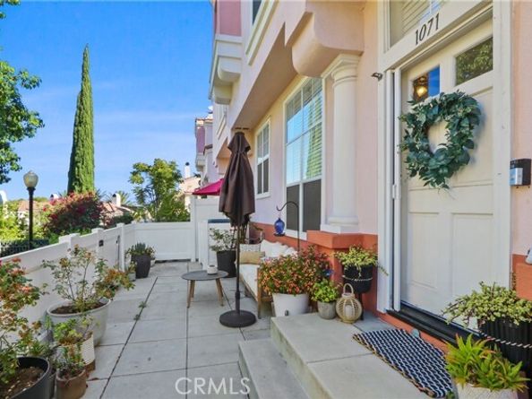 1071 S Volterra, Anaheim CA 92808