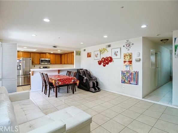 7912 2nd 4, Stanton CA 90680
