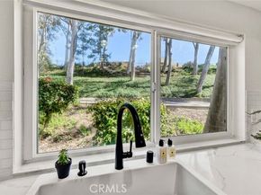 6512 E Camino Vista 6, Anaheim CA 92807