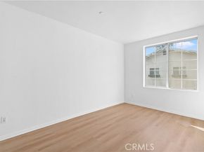 15920 Sherman Way 8, Van Nuys (los Angeles) CA 91406