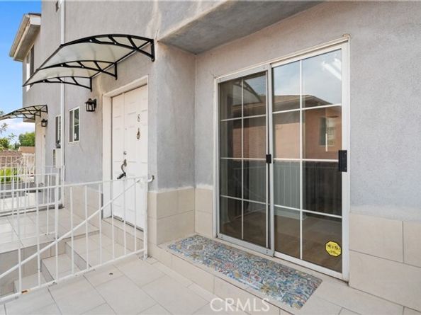 15920 Sherman Way 8, Van Nuys (los Angeles) CA 91406