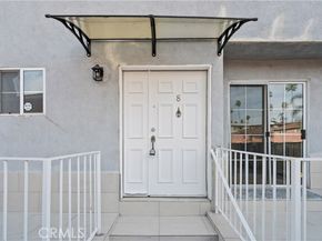 15920 Sherman Way 8, Van Nuys (los Angeles) CA 91406