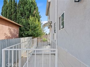 15920 Sherman Way 8, Van Nuys (los Angeles) CA 91406