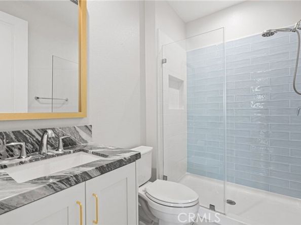 200 Newton, Lake Forest (el Toro) CA 92630