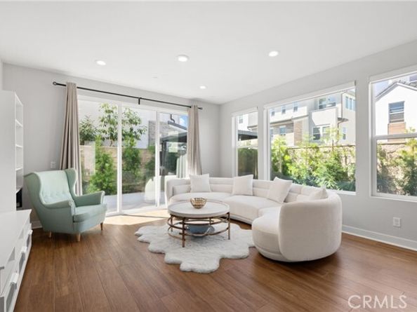 200 Newton, Lake Forest (el Toro) CA 92630