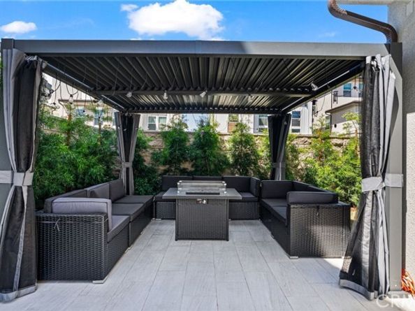 200 Newton, Lake Forest (el Toro) CA 92630