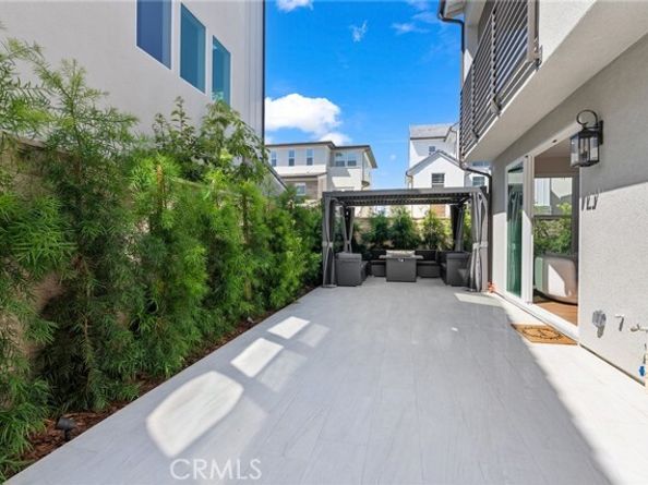 200 Newton, Lake Forest (el Toro) CA 92630