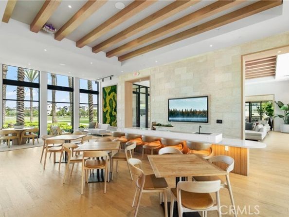 200 Newton, Lake Forest (el Toro) CA 92630