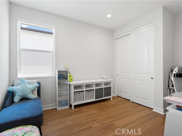 200 Newton, Lake Forest (el Toro) CA 92630