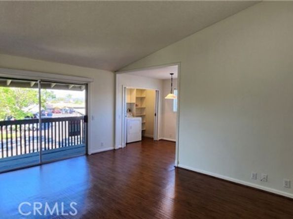 23230 Orange Avenue 2, Lake Forest (el Toro) CA 92630