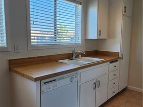 23230 Orange Avenue 2, Lake Forest (el Toro) CA 92630
