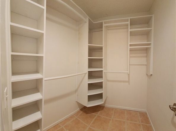 23230 Orange Avenue 2, Lake Forest (el Toro) CA 92630