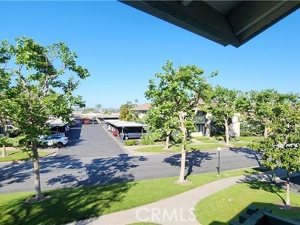 23230 Orange Avenue 2, Lake Forest (el Toro) CA 92630