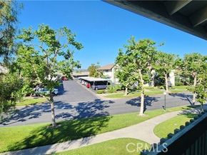 23230 Orange Avenue 2, Lake Forest (el Toro) CA 92630