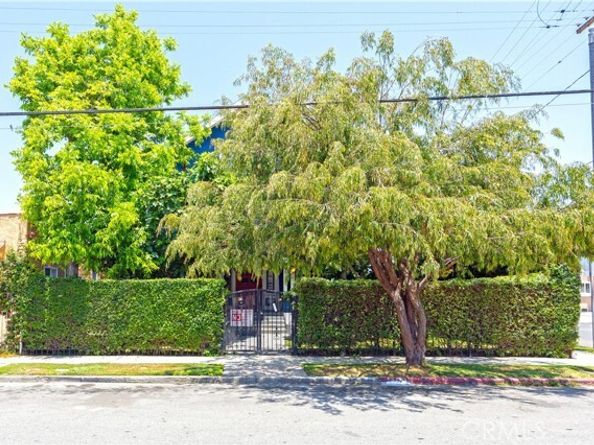 1327 W 35th Street, Los Angeles CA 90007