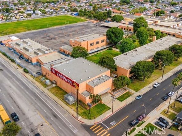 1722 N Wilmington, Wilmington (los Angeles) CA 90744