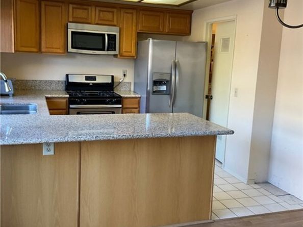 14456 Foothill 43, Sylmar (los Angeles) CA 91342