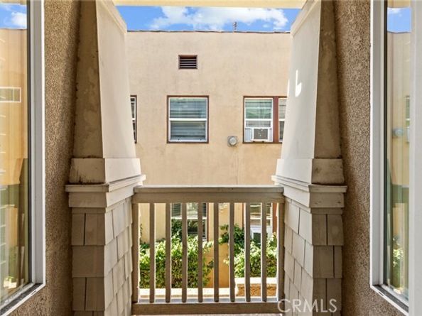 6526 Fountain, Los Angeles CA 90028