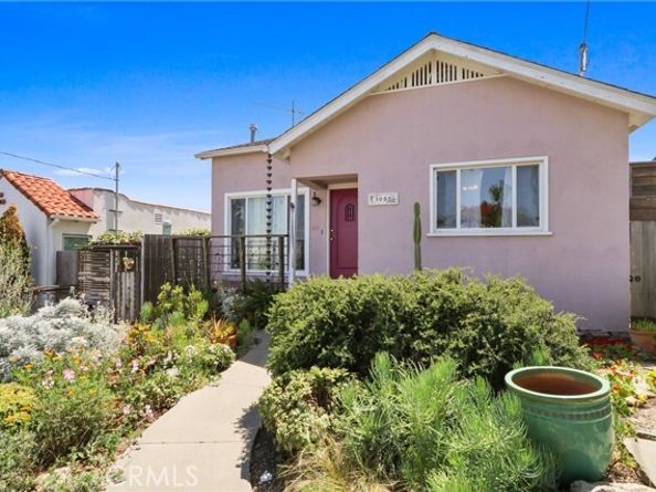 1055 W 17th, San Pedro (los Angeles) CA 90731