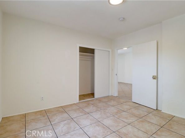 834 E 33rd Street, Los Angeles CA 90011