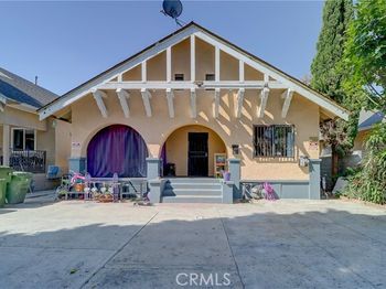 834 E 33rd Street