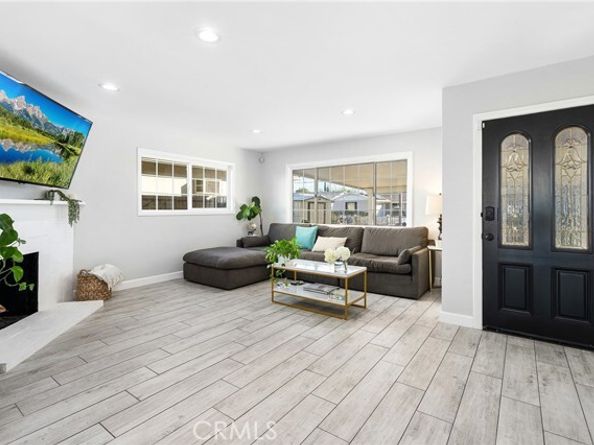 6609 Birchton Avenue, West Hills (los Angeles) CA 91307