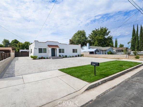 15808 Marlin, Van Nuys (los Angeles) CA 91406