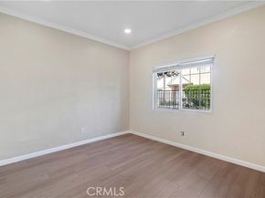 7615 Glade Ave 114, Canoga Park (los Angeles) CA 91304