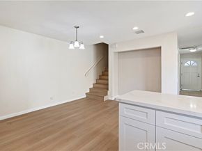 7615 Glade Ave 114, Canoga Park (los Angeles) CA 91304