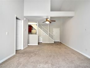 5500 Owensmouth Avenue 311, Woodland Hills (los Angeles) CA 91367