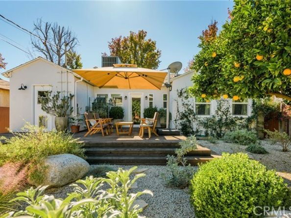 17641 Kittridge, Los Angeles CA 91406