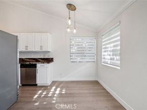 7439 Woodman Avenue 31, Van Nuys (los Angeles) CA 91405