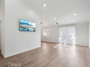 7439 Woodman Avenue 31, Van Nuys (los Angeles) CA 91405