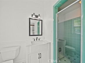 8936 Woodley Avenue, North Hills (los Angeles) CA 91343