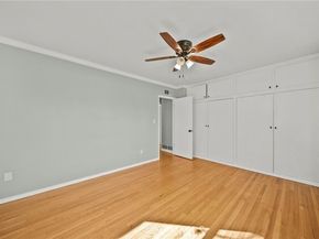 8936 Woodley Avenue, North Hills (los Angeles) CA 91343