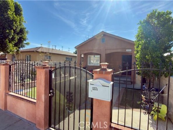 13222 Pinney, Pacoima (los Angeles) CA 91331