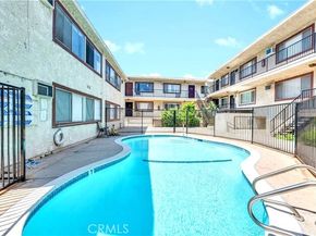 8800 Cedros Avenue 207, Panorama City (los Angeles) CA 91402