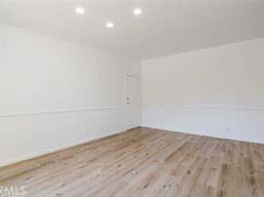 9920 Jordan Avenue 9, Chatsworth (los Angeles) CA 91311