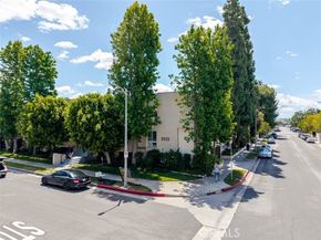 9920 Jordan Avenue 9, Chatsworth (los Angeles) CA 91311