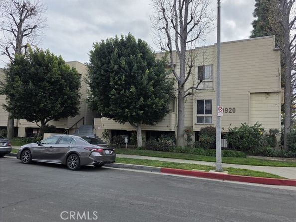 9920 Jordan Avenue 9, Chatsworth (los Angeles) CA 91311